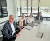 03_hahn_kolb_seco_unterzeichnung