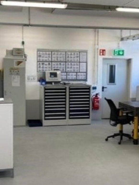 WILO SE Lehrwerkstatt, Hof